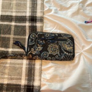 vera bradley wrist wallet
